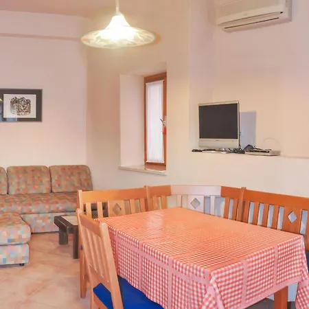 Forlani-2 By Interhome Appartement